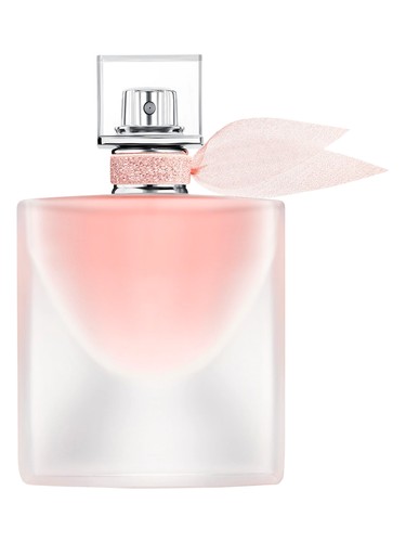 Frasco de La Vie Est Belle Silky Hair Mist, de Lancôme