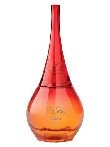 Frasco de True Passion L'Eau, de Mary Kay