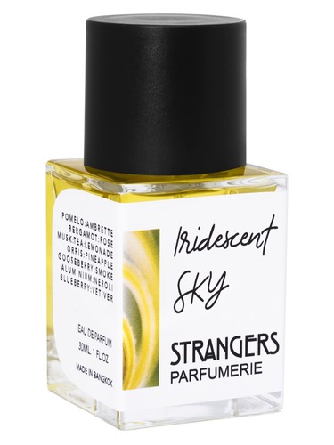 Frasco de Iridescent Sky — Strangers Parfumerie