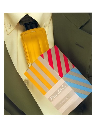 Frasco de Ricci Club, de Nina Ricci