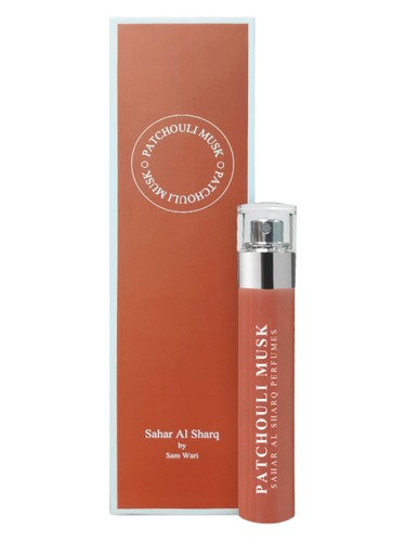 Frasco de Patchouli Musk, de Sahar Al Sharq Perfumes