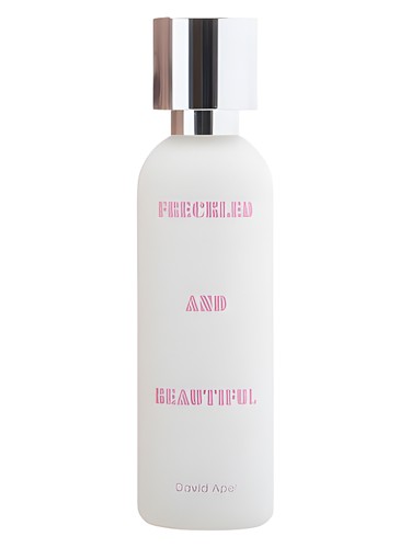 Frasco de Freckled and Beautiful — What We Do Is Secret