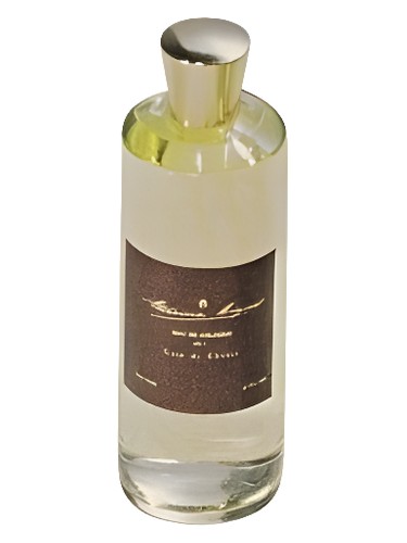 Frasco de Cuir de Chasse, de Etienne Aigner