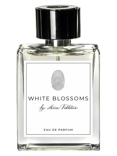 Frasco de White Blossoms, de Anna Vakhitova Perfumes