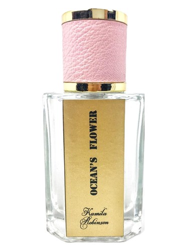 Frasco de Оcean’s flower, de Kamila Robinson
