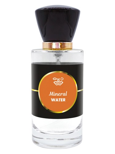 Frasco de Mineral Water, de Odetu