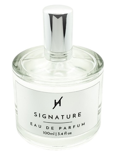 Frasco de Signature — Helder Machado Perfumes