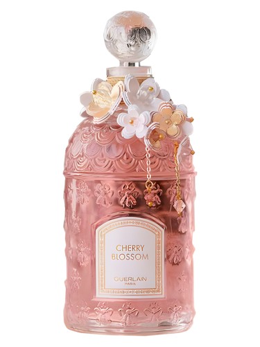 Frasco de Cherry Blossom 2021 Millésime, de Guerlain