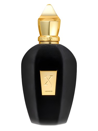 Frasco de Nero 70, de Xerjoff