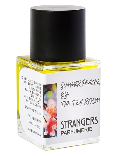 Frasco de Summer Peaches By The Tea Room — Strangers Parfumerie