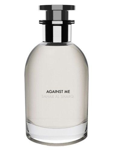 Frasco de Against Me, de Sahar Al Sharq Perfumes