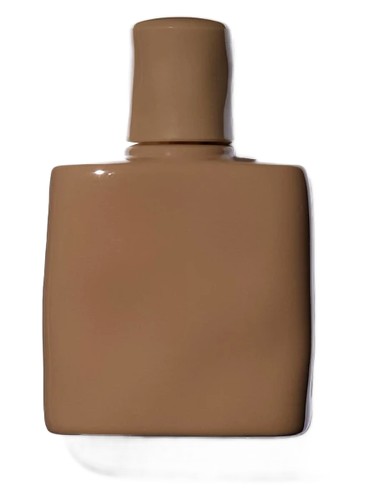 Frasco de Nude Suede, de KKW Fragrance