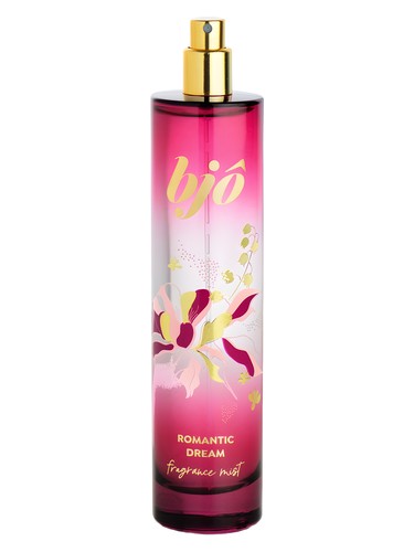 Frasco de Romantic Dream, de Bjô Perfumes