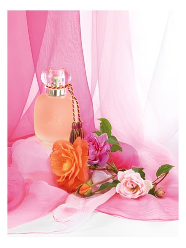 Frasco de Rose Kashmirie, de Les Parfums de Rosine