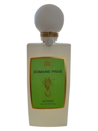 Frasco de Vetiver, de Domaine Prive Parfums