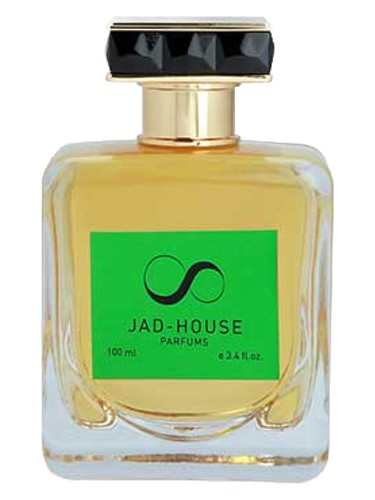 Frasco de Loved By Family, de Jad House Parfums