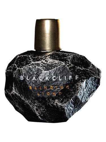 Frasco de Blinding Light, de Blackcliff Parfums