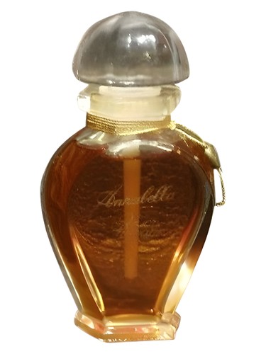 Frasco de Vison Sauvage Parfum, de Annabella