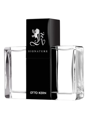 Frasco de Signature Man Eau de Parfum, de Otto Kern