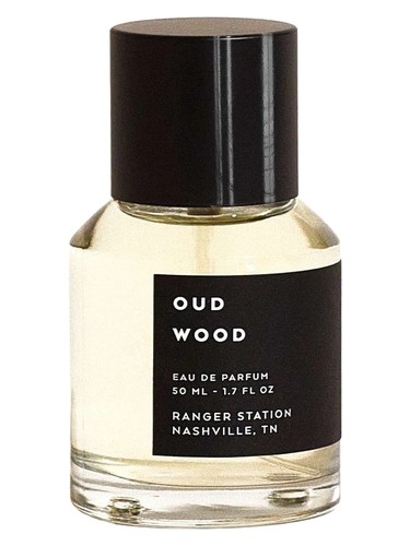 Frasco de Oud Wood, de Ranger Station