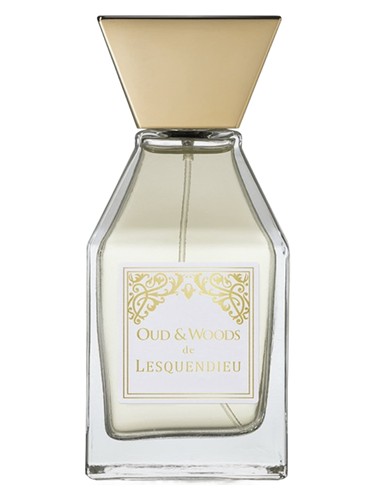 Frasco de Oud & Woods, de Lesquendieu