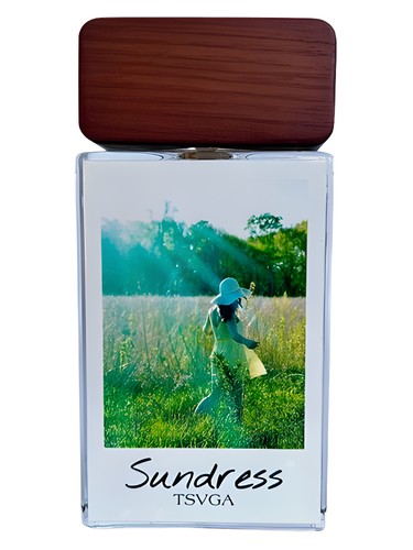 Frasco de Sundress, de TSVGA Parfums