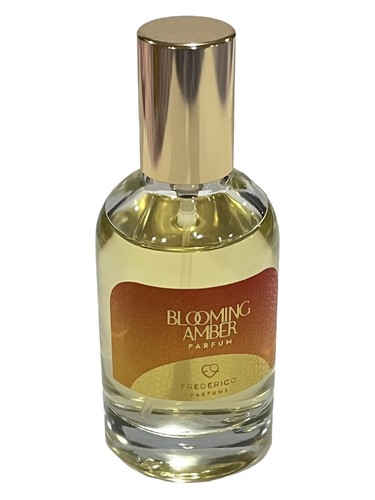 Frasco de Blooming Amber — Frederico Parfums