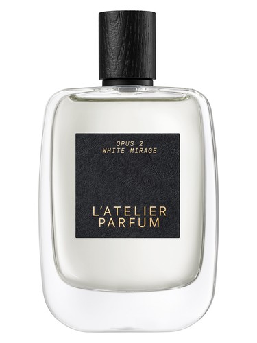 Frasco de White Mirage, de L'Atelier Parfum