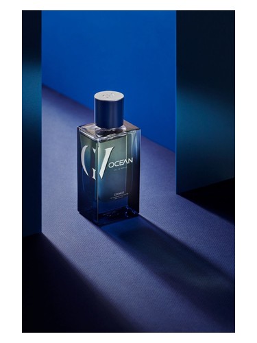 Frasco de Ocean, de Givago