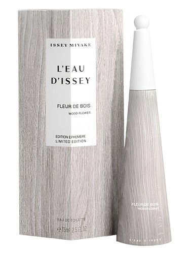 Frasco de L’Eau d’Issey Fleur de Bois, de Issey Miyake