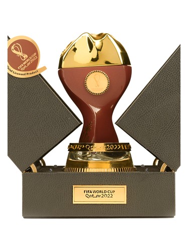Frasco de Tharra, de FIFA World Cup Qatar 2022 Perfumes