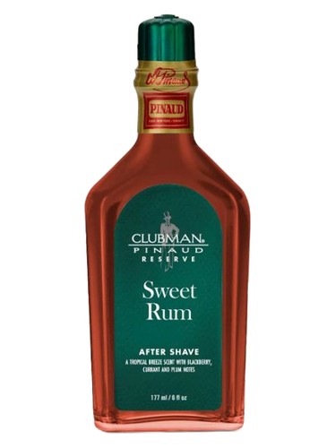 Frasco de Clubman Reserve Sweet Rum, de Pinaud Clubman