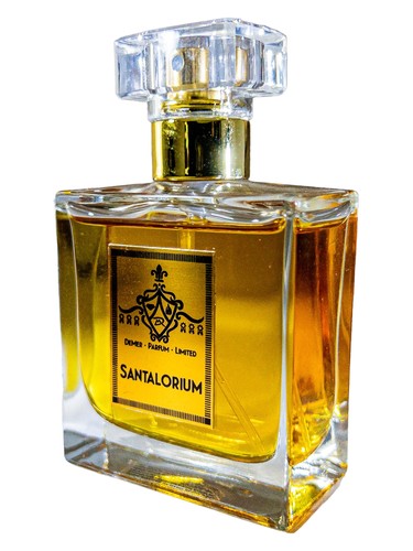 Frasco de Santalorium — DeMer Parfum Limited