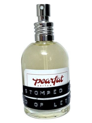 Frasco de Stomped on Bed of Lettuce — Pearfat Parfum