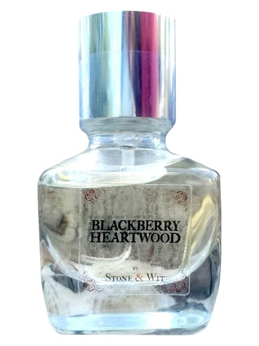 Frasco de Blackberry Heartwood — Stone & Wit
