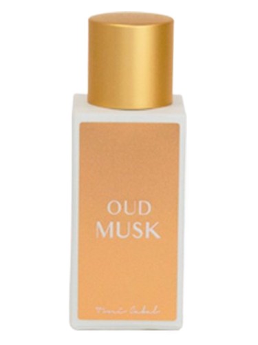 Frasco de OUD MUSK, de Toni Cabal