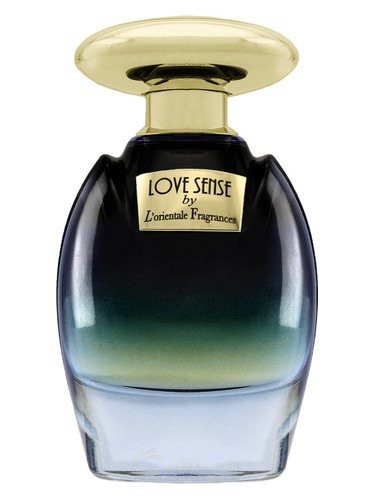 Frasco de Love Sense Black, de L'Orientale Fragrances