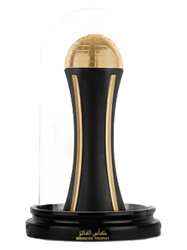 Frasco de Winners Trophy Gold, de Lattafa Perfumes