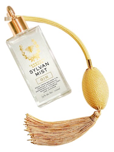 Frasco de Sylvan Mist Gin, de Tamworth Garden