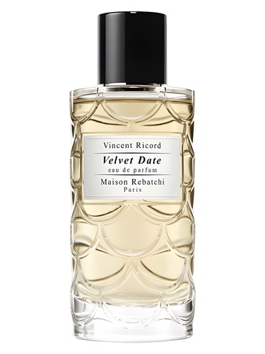 Frasco de Velvet Date, de Maison Rebatchi