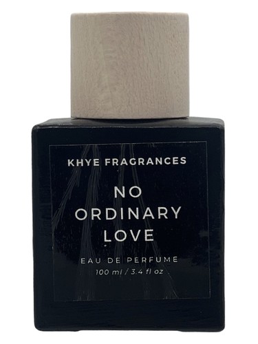 Frasco de No Ordinary Love — Khye Fragrances