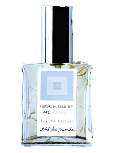 Frasco de The ́ du Monde, de DSH Perfumes