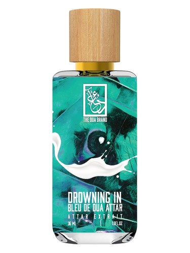Frasco de Drowning in Bleu de Dua Attar, de The Dua Brand