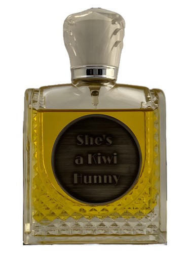 Frasco de She's a Kiwi Hunny, de One Way Bridge Perfumes