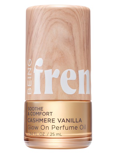 Frasco de Cashmere Vanilla Oil, de Being Frenshe