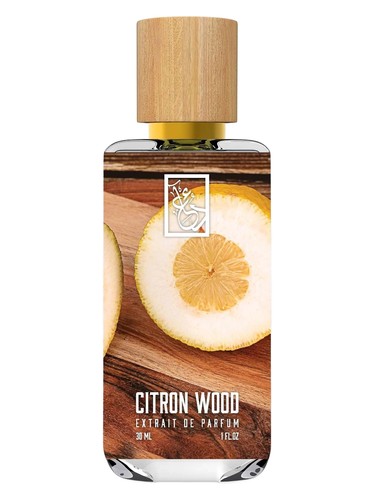 Frasco de Citron Wood, de The Dua Brand