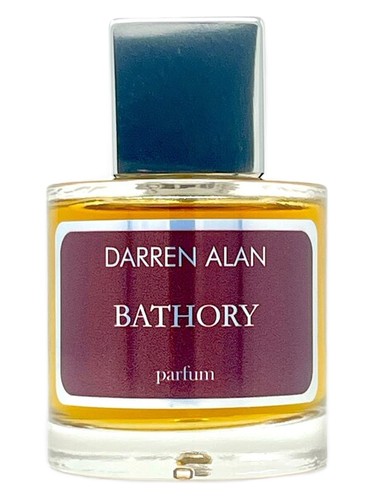 Frasco de Bathory, de Darren Alan Perfumes