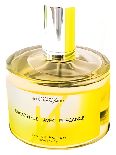 Frasco de Décadence Avec Élégance, de Helder Machado Perfumes
