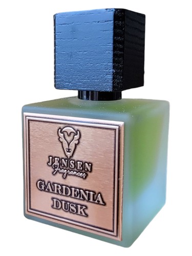 Frasco de Gardenia Dusk, de Jensen Fragrances
