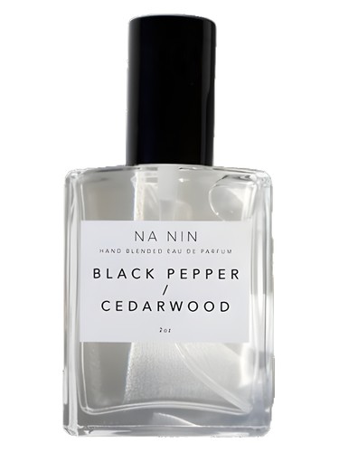 Frasco de Black Pepper & Cedarwood, de Na Nin